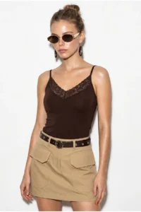 Bianco Lucci Women's Lace Detailed V-Neck Thin Strap Viscose Athlete Blouse 30006 - Image 3