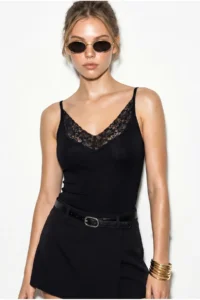 Bianco Lucci Women's Lace Detailed V-Neck Thin Strap Viscose Athlete Blouse 30006 - Image 6