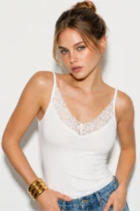 Bianco Lucci Women's Lace Detailed V-Neck Thin Strap Viscose Athlete Blouse 30006