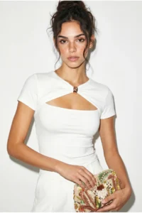 Bianco Lucci Women's Metal Accessories, Low-cut, Body-hugging Blouse 36002