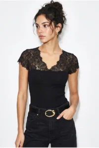 Bianco Lucci Women's Lace V-neck Bodycon Blouse 36012