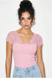 Bianco Lucci Women's Lace V-neck Bodycon Blouse 36012 - Image 3
