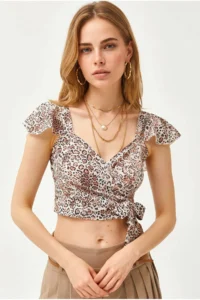 Olalook Women's Leopard Side Zipper Crop Crepe Blouse - Image 2