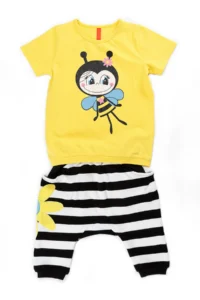 Denokids Buz Buzz Maya Girls' T-Shirt Capri Shorts Set - Image 3