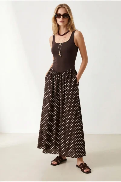 ELB-19002658-BROWN_1