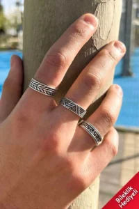 THE Gifts Unisex Silver Plated Triangle Pattern Labyrinth Caesar Crown Leaf Model Wedding Ring Adjustable Ring Set