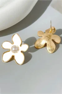 Glaren with bible Flower WHITE Color Women Earrings - Image 2
