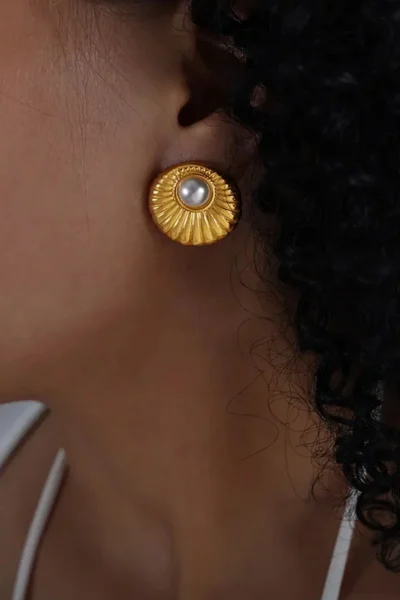 GLRN00553-GOLD_1