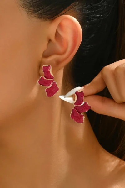 GLRN00647-RED_1
