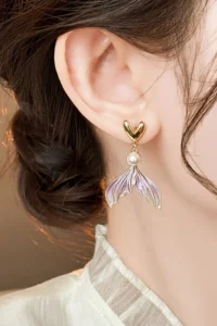 Glaren Pearl Detailed Lilac Fish Tail Women Earrings - Image 2