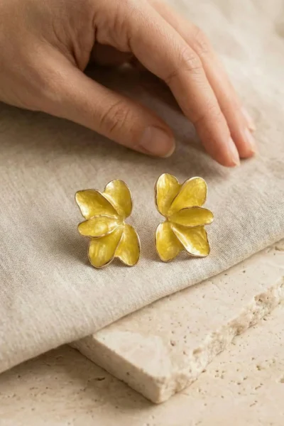 GLRN00842-YELLOW_1