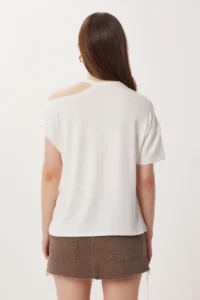 Lovelyİstanbul Cut Out Detailed Viscose Blouse  Ecru - Image 5