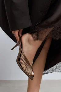 Nisantasi Shoes JUDITH Brown Satin Burnu Light Detailed Kafesli Women Heels Slippers - Image 9
