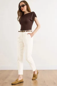 Olalook Women's Ecru Belted Pocket Waist Rear Elastic Cotton Carrot Trousers - Image 2
