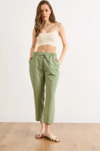 Olalook Women's Khaki Elastic Waist Pocket Woven Trousers - Image 2