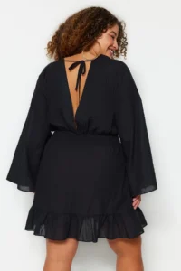 Trendyol Curve Black Double breasted Yaka Ruffled Skirt Weaving Plus Size Beach Dress - Image 5