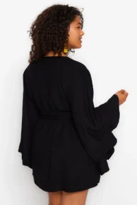 Trendyol Curve Black Kolu Frilly with flywheel Viscose beachwear Weaving Plus Size Kimono&Kaftan - Image 5