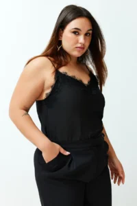 Trendyol Curve Black Sleeveless Lace Weaving Plus Size Blouse - Image 3