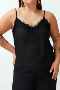 Trendyol Curve Black Sleeveless Lace Weaving Plus Size Blouse - Image 5