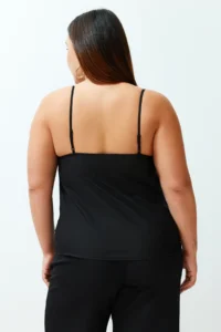 Trendyol Curve Black Sleeveless Lace Weaving Plus Size Blouse - Image 6