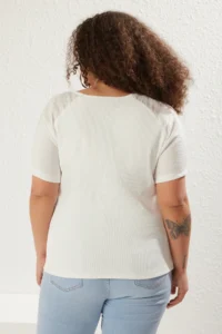 Trendyol Curve WHITE Camisole Knitting Plus Size Blouse - Image 5