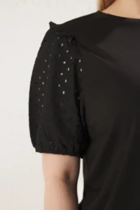 Trendyol Curve Black Soft Fabric Sleeves Frilly 100% Cotton Knitting Plus Size Blouse - Image 4