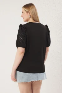 Trendyol Curve Black Soft Fabric Sleeves Frilly 100% Cotton Knitting Plus Size Blouse - Image 5