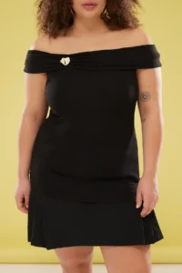 Trendyol Curve Black Carmen Collar Brooch Detailed Knitting Plus Size Blouse - Image 3