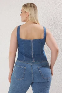 Trendyol Curve Mavi Square Neck Sleeveless Crop comfort/Medium Flexible DENIM Plus Size Blouse - Image 4