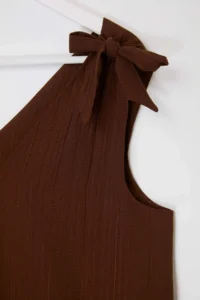 Trendyol Curve beachwear Brown Bow Detail crinkle textured Material Dress - Image 5