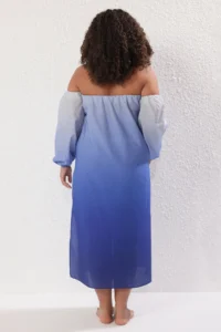 Trendyol Curve Mavi 100% Cotton Color Transitional beachwear Plus Size Dress - Image 4
