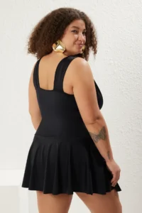 Trendyol Curve Black Deep V-neck Drawstring Strap Detailed Skirt Plus Size Swimsuit - Image 5