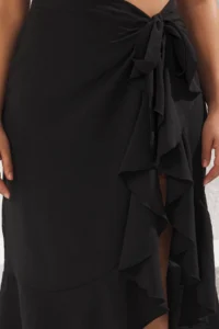 Trendyol Curve Black Skirt Ucu Frilly LONG Plus Size Pareo - Image 3
