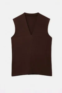 Trendyol Curve Brown V-neck Sleeveless Crepe Knitting Plus Size Blouse - Image 4