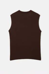 Trendyol Curve Brown V-neck Sleeveless Crepe Knitting Plus Size Blouse - Image 6