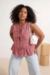 Trendyol Curve Red Crepe gingham Front tied up Knitting Plus Size Blouse - Image 2