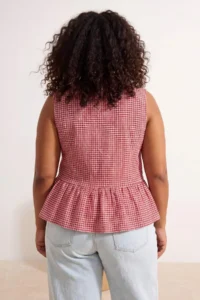 Trendyol Curve Red Crepe gingham Front tied up Knitting Plus Size Blouse - Image 4