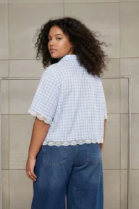 Trendyol Curve Teen Blue Voile Plaid/Checkered Transparan Weaving Plus Size Blouse - Image 2