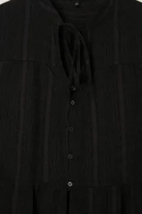 Trendyol Curve Black linen look Weaving Plus Size Blouse - Image 2