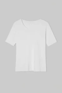 Trendyol Curve WHITE Crew Neck Basic Camisole Knitting Plus Size Blouse - Image 4