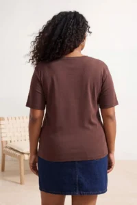 Trendyol Curve Brown-BEIGE  2 Sets Paket Crew Neck Basic Camisole Knitting Plus Size Blouse - Image 4