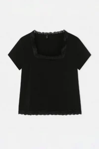 Trendyol Curve Black Lace Collar Detailed Short Sleeve Knitting Plus Size Blouse - Image 5