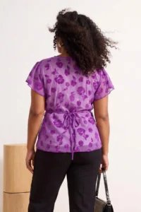 Trendyol Curve Purple Flok Printed Tulle Transparan Chic Knitting Plus Size Blouse - Image 3