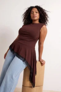 Trendyol Curve Brown Asymmetric Frilly Lace Skirt Ucu Sandy Knitting Plus Size Blouse