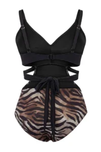 Trendyol Curve Zebra Patterned Cut Out Detailed Back tied up Covered Plus Size Swimsuit - Image 6