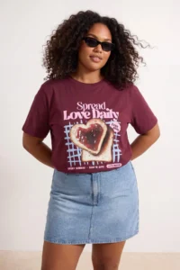 Trendyol Curve Burgundy Fun Printed Regular Fit Plus Size T-Shirt
