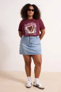 Trendyol Curve Burgundy Fun Printed Regular Fit Plus Size T-Shirt - Image 3