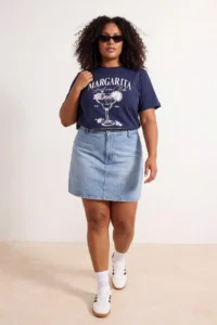 Trendyol Curve Navy Blue Fun Cocktail Printed Boyfriend Fit Plus Size T-Shirt