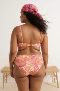 Trendyol Curve Multicolored Shawl Patterned Collar Rocky Plus Size Bikini Top - Image 4