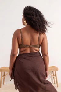 Trendyol Curve Mink Batmayan Simli Kalite V-neck Plus Size Bikini Top - Image 3